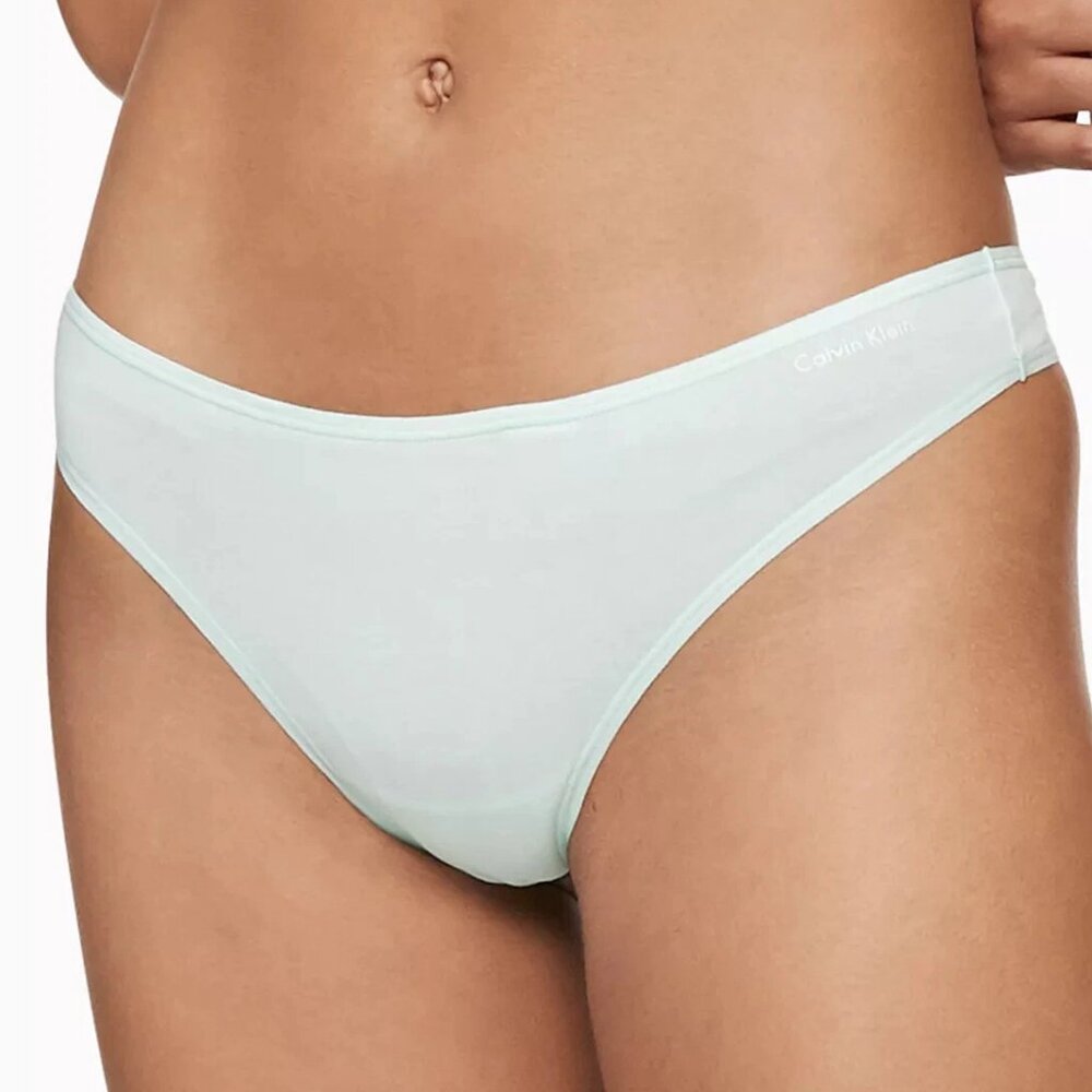 Calvin Klein Women's Cotton Form Thong Panty Underwear, Aqua Luster Green, Small